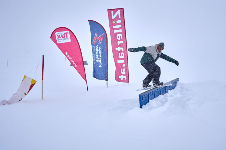 doolhof Daarbij Verdorde Zillertal VÄLLEY RÄLLEY hosted by Blue Tomato und Ride Snowboards - World  Snowboard Federation